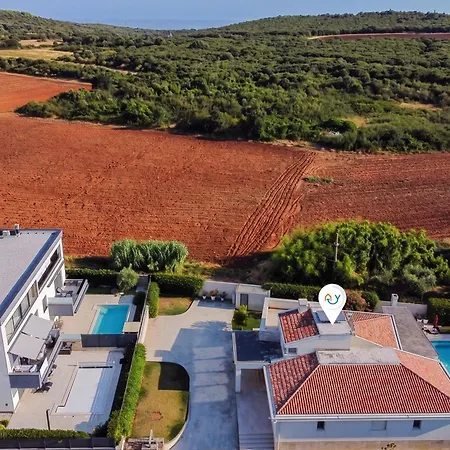 Feriehus Lara With Pool Walk To Sea Banjole